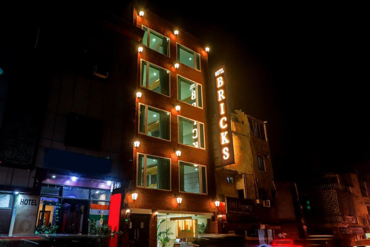 Hotel Bricks, Karol Bagh, New Delhi Buitenkant foto